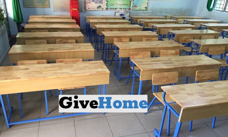 Bàn Ghế Học Sinh Bằng Gỗ Tự Nhiên